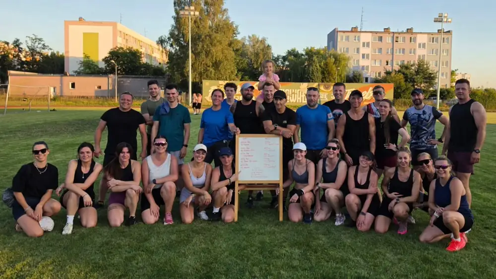 Grupa Hybrid Games JL po wspólnym treningu na bieżni w Jelczu-Laskowicach